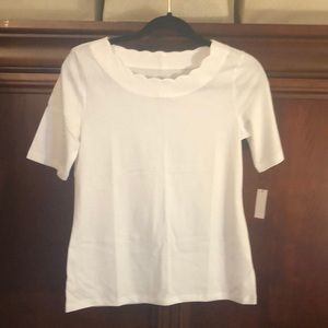 Talbots scalloped neck white T-shirt0P new tags